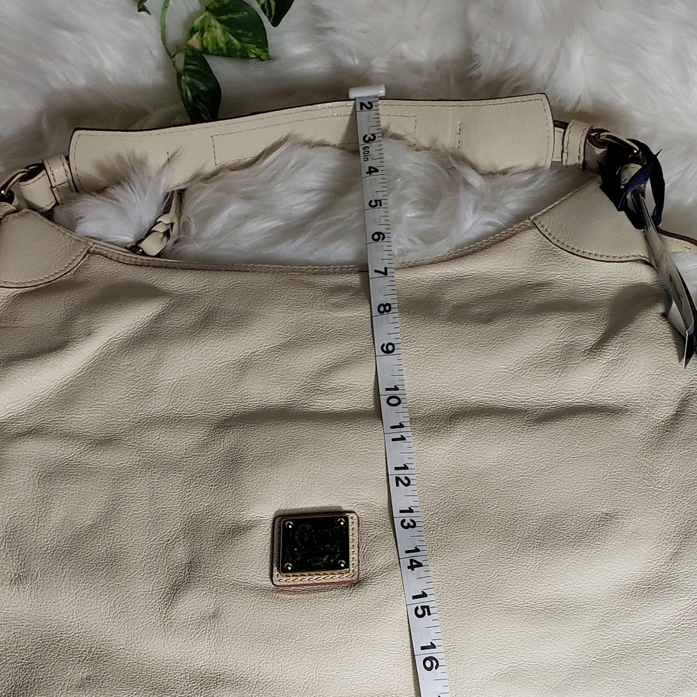 Designer Handbag - Picture 10 of 12